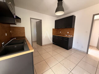  Maison à louer 4 pièces 105 m²