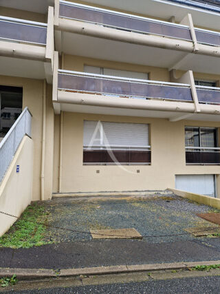  Parking / Garage � louer 12 m�