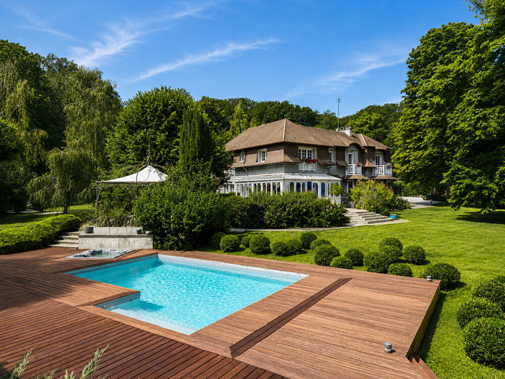 Demeure de Prestige 8 pièce(s) 255 m2