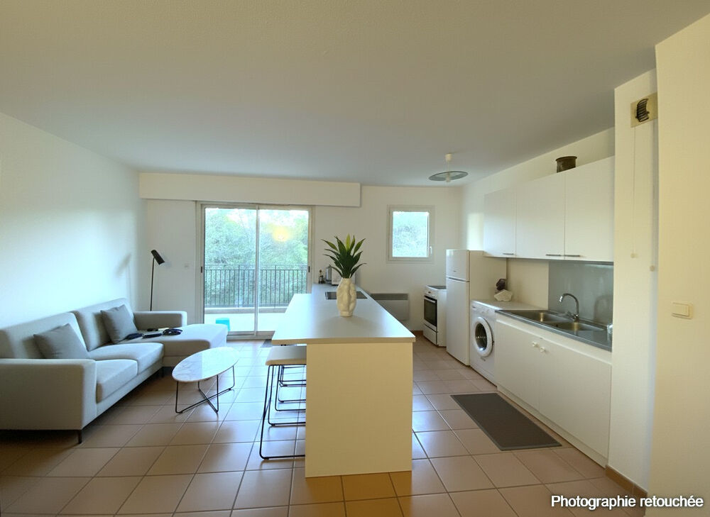 Vente Appartement Mougins le Haut. 2 pièces avec terrasse, cave et garage. Mougins