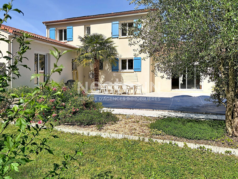 Le Palais-sur-Vienne, Maison familiale de 188 m² avec 5 chambres, piscine et garage