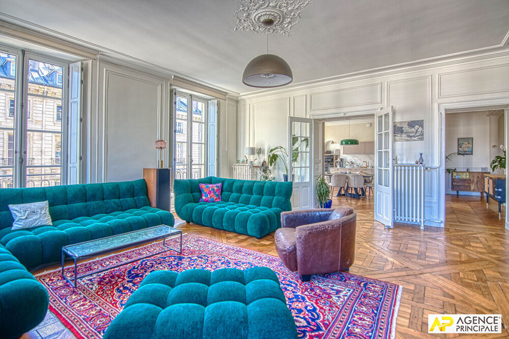 Vente Appartement Versailles Notre-Dame Appartement 5 pièces 142 m² situé au 3ème étage Versailles