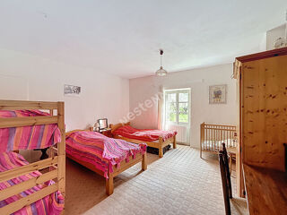  Maison à vendre 15 + pièces 510 m²