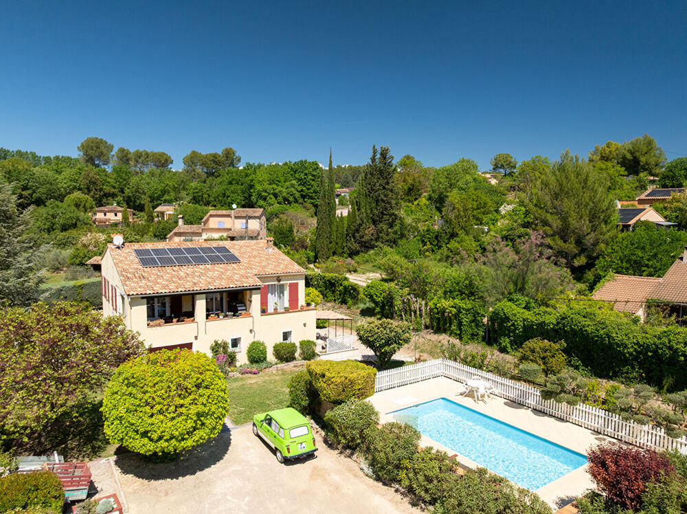 Vente Maison A VENDRE EN EXCLUSIVITE ! À  SAINT ANTONIN DU VAR Maison - 6 pièces 153 m2 sur un terrain de  1200 m2 avec piscine Saint antonin du var