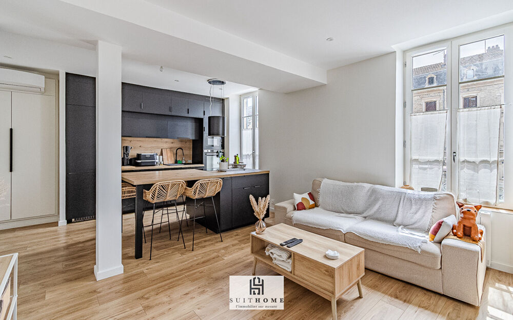 ANSE - Appartement T2 entièrement rénové - Emplacement idéal en centre-ville