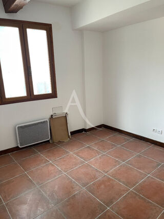  Immeuble à vendre 7 pièces 200 m²