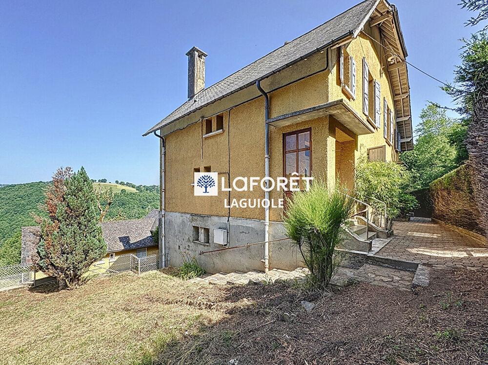Maison 8 pièces 160 m² · à Argences en Aubrac · 160 m² · 60 000 €