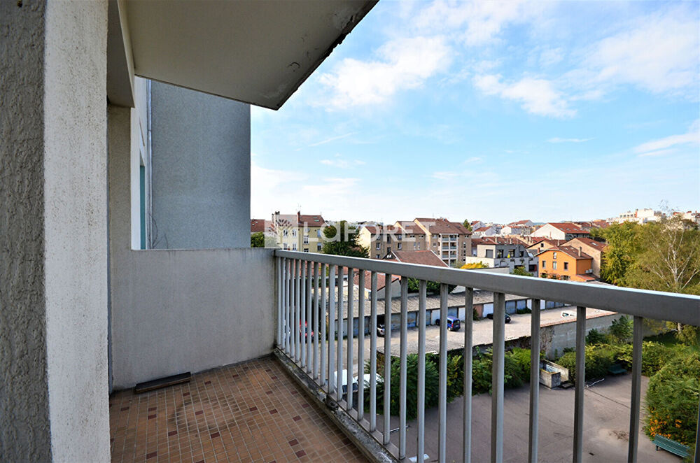 Appartement a louer villeurbanne - 4 pièce(s) - 90 m2 - Surfyn
