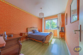  Appartement à vendre 4 pièces 77 m²