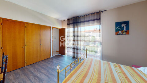  Maison  louer 8 pices 222 m