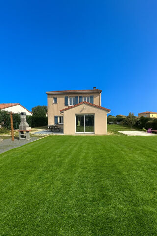  Maison  vendre 5 pices 