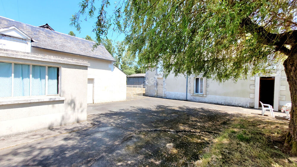 Maison isolée : terrain et dépendances