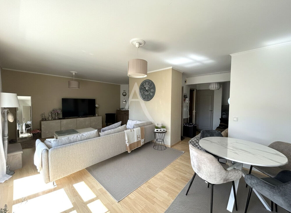 Appartement 5 pièces 115 m2 avec ascenseur + stationnement