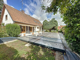  Maison � vendre 6 pi�ces 212 m�