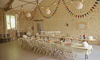  Villa � vendre 15 + pi�ces 655 m�