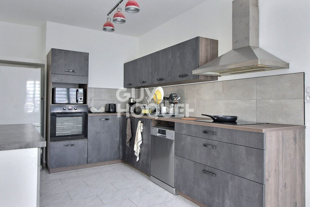Vente Maison Villa avec piscine sur les hauteurs de Comps 6 pièce(s) 169m2 Comps