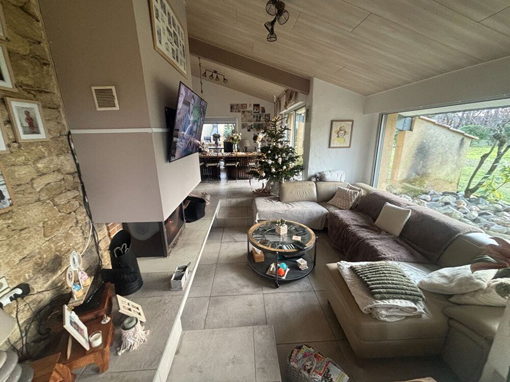 Maison d'architecte avec piscine et appartement indépendant