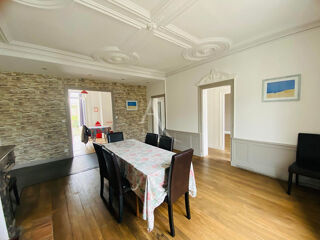  Maison  vendre 6 pices 224 m