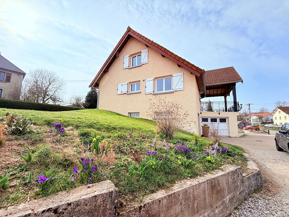 Maison 6 pièces 128 m² · à Belleherbe · 128 m² · 285 000 €