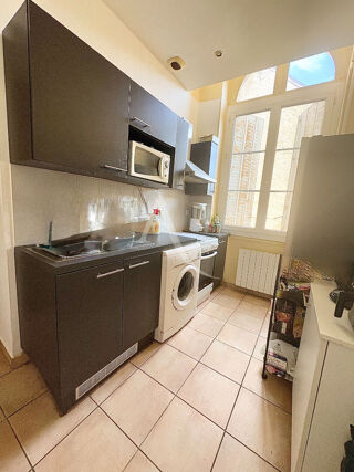  Immeuble à vendre 7 pièces 195 m²