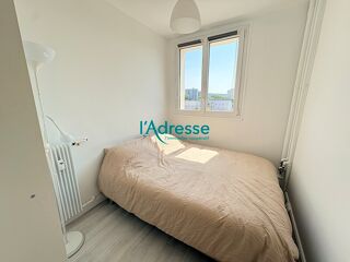  Appartement à louer 2 pièces 32 m²