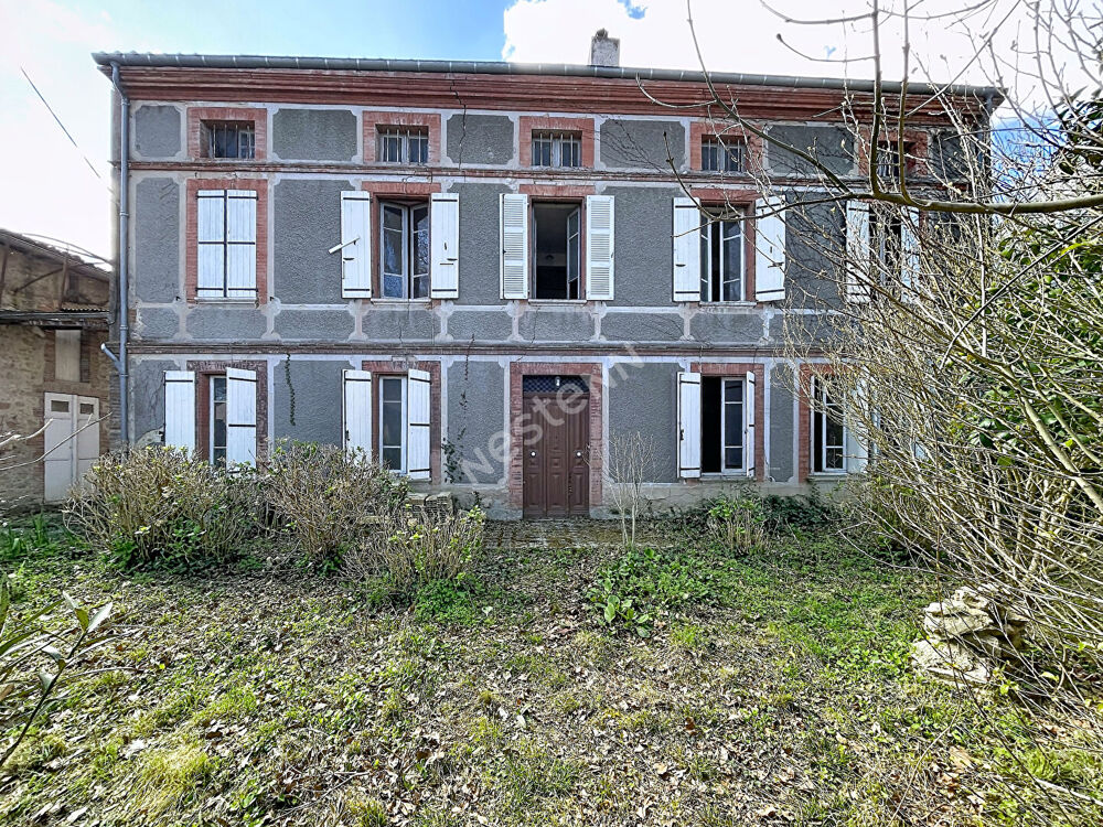 A vendre, Ensemble immobilier, à rénover d'environ 600m² , terrain 6120m² sur la commune de Gardouch