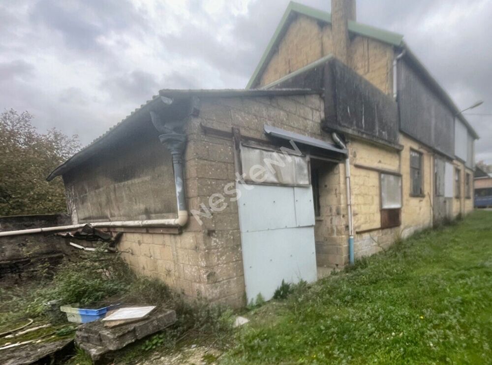Vente Terrain Hangars + garages + terrain de 883 m² à Ploërmel (56800) Ploermel
