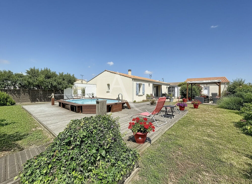 Vente Maison Maison Thaire 5 pièces 118 m2 Thaire