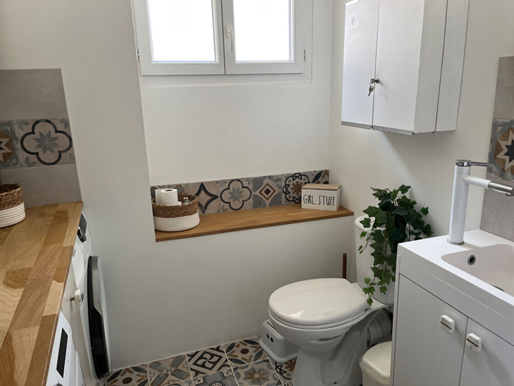 Vente Maison Maison à vendre à Anglade - Référence 3411 Anglade