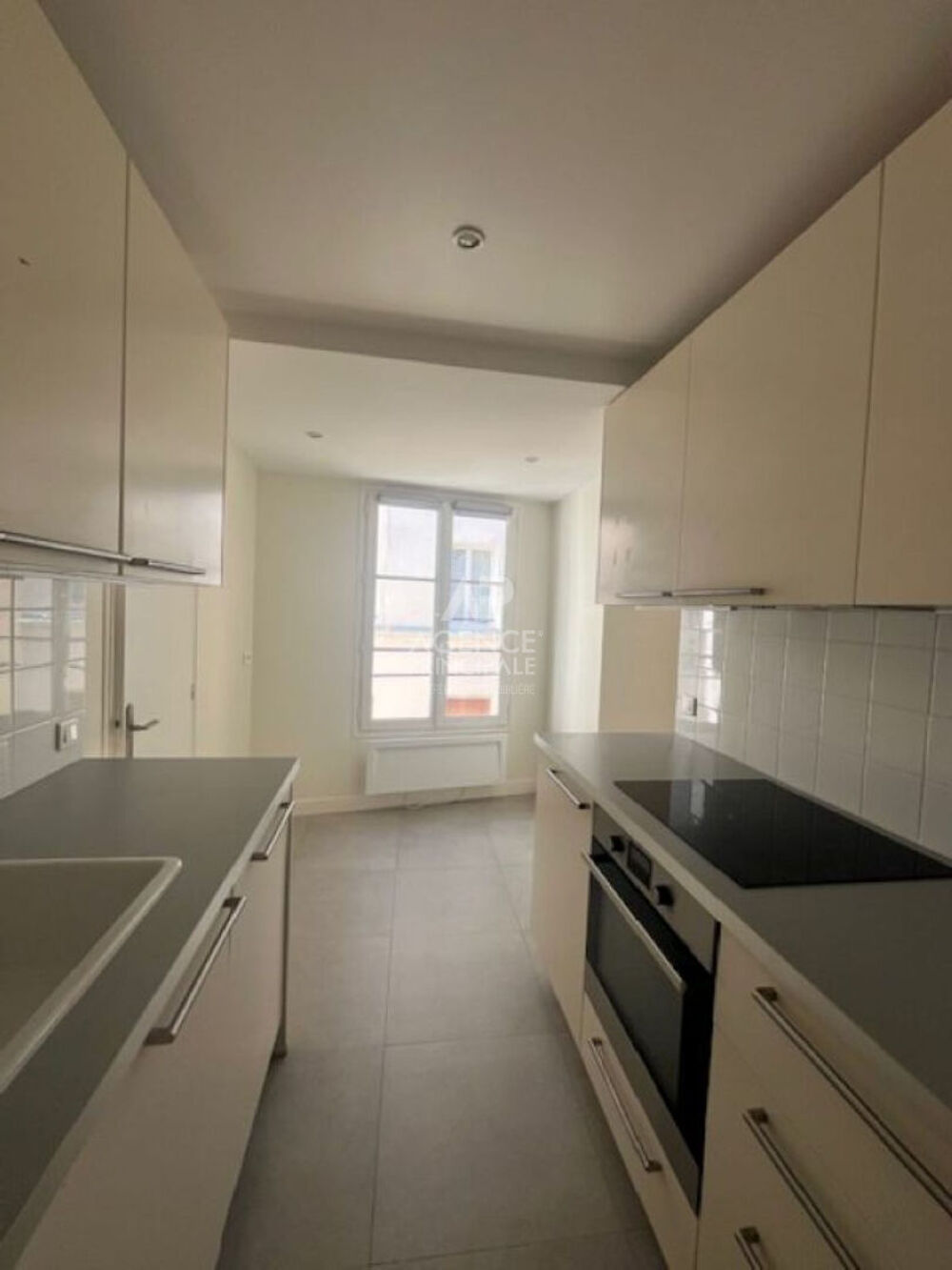 Vente Appartement Versailles notre dame - 2 pièces dernier etage de 41.01 m2 avec cave Versailles