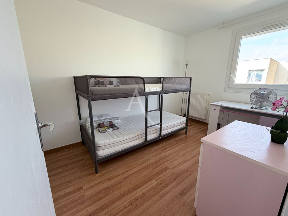 Location Appartement APPARTEMENT 5 PIECES Noisiel