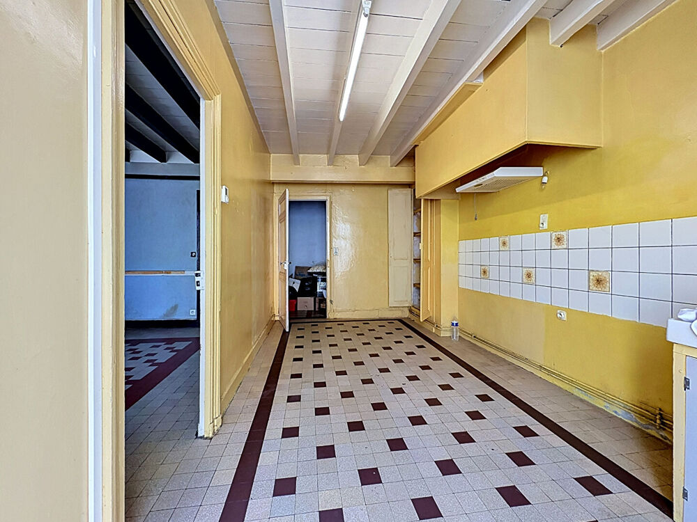 Maison de ville à rénover à Lavardac - 3 chambres, 106 m² avec garage
