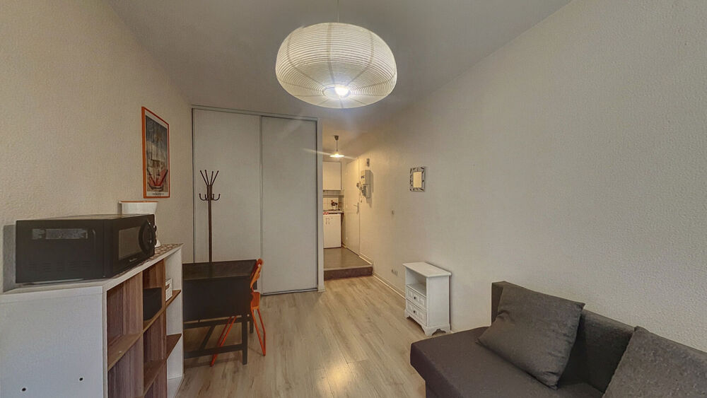 Appartement Avignon 1 pièce(s) 21.77 m2