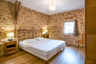  Maison à vendre 15 + pièces 664 m²