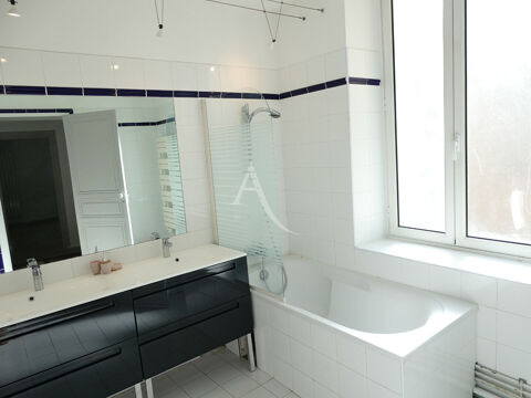  Appartement � louer 3 pi�ces 125 m�