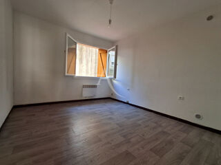 Immeuble à vendre 12 pièces 170 m²