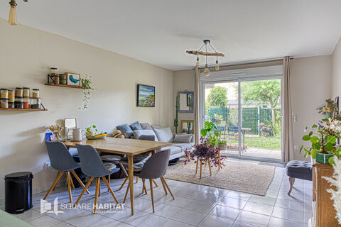   APPARTEMENT - CENTRE VILLE -  - 2 CHAMBRES - JARDINS - 1 PLACE DE PARKING - CAVE Appartement - 3 pi�ce(s) - 62 m�