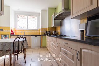  Appartement � vendre 4 pi�ces 150 m�