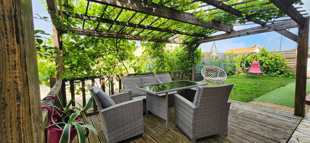Maison 4 pièces 119 m² · à Rouille · 119 m² · 144 000 €