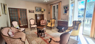  Maison à vendre 10 pièces 349 m²