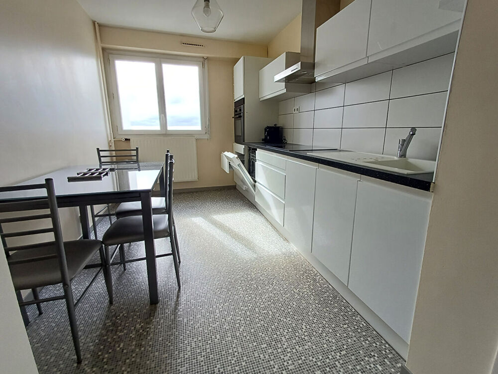 Location Appartement CHAMBRE EN COLOCATION La roche sur yon