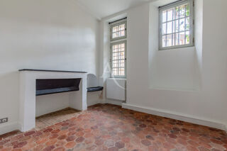  Appartement à louer 1 pièce 32 m²