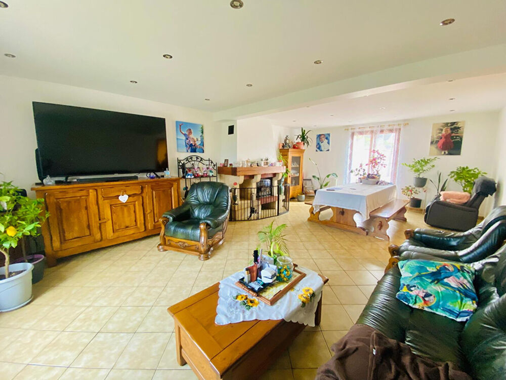 Beau pavillon avec 5 chambres