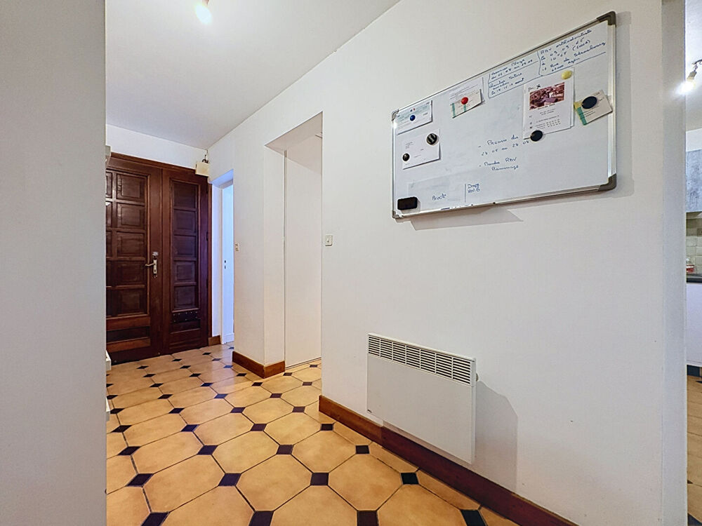Location Maison Maison plain-pied 4 chambres avec jardin à louer à Barbaste Barbaste