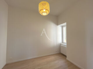  Appartement à louer 4 pièces 52 m²