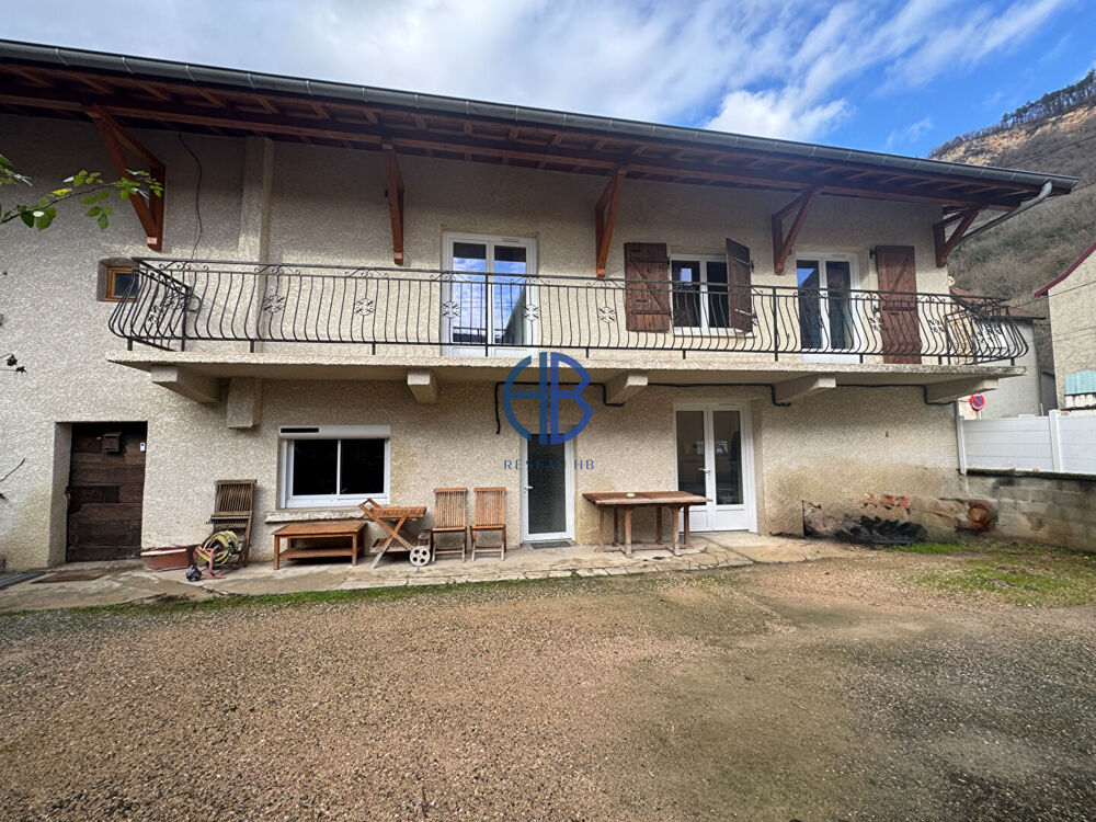 Vente Maison Maison de village Villebois 5 pièce(s) 105 m2 Villebois