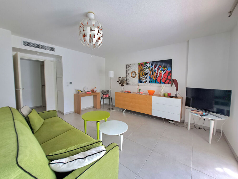 Vente Appartement Boulouris Appartemnt 53 m²  au calme , 3 pièces, plage à pied Saint raphael