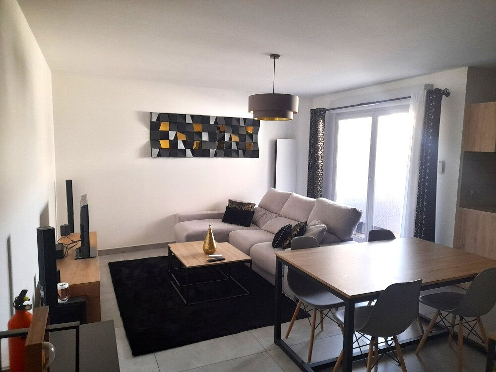 Appartement T3 60 m² balcon et garage