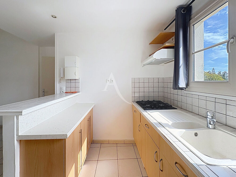 Appartement Etrechy centre - 2 pièces 47.83 m2 - dernier étage - lumineux - cave