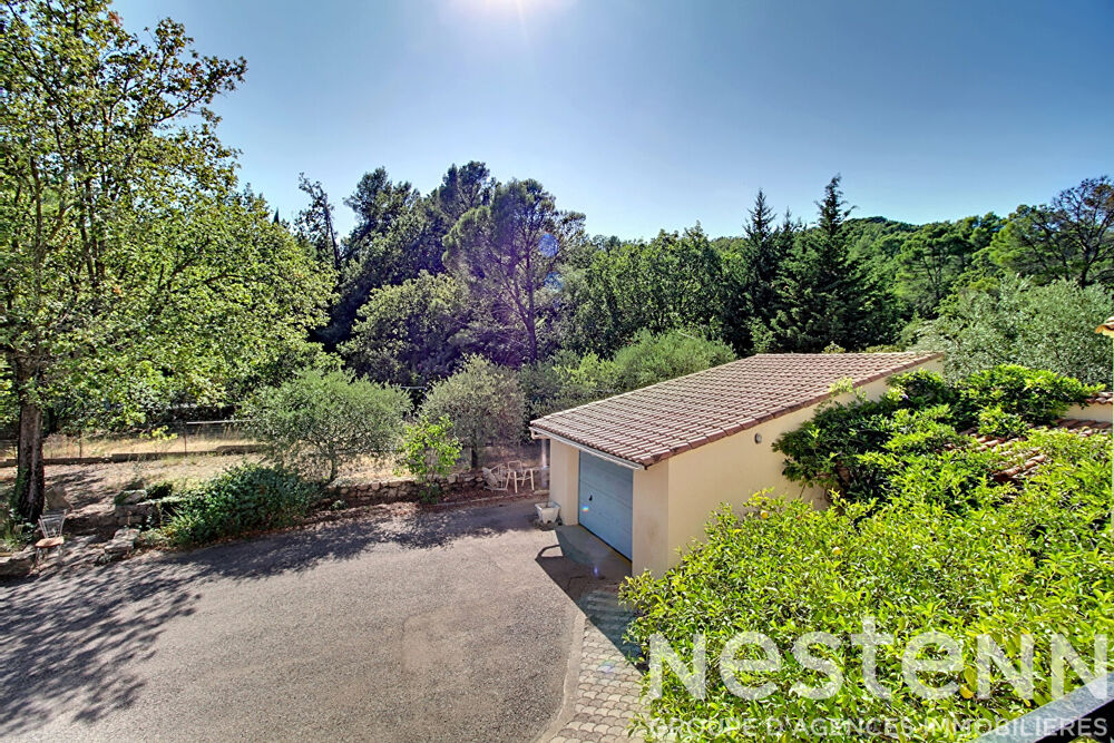 A VENDRE FIGANIERES - MAISON FAMILIALE AVEC VUE
